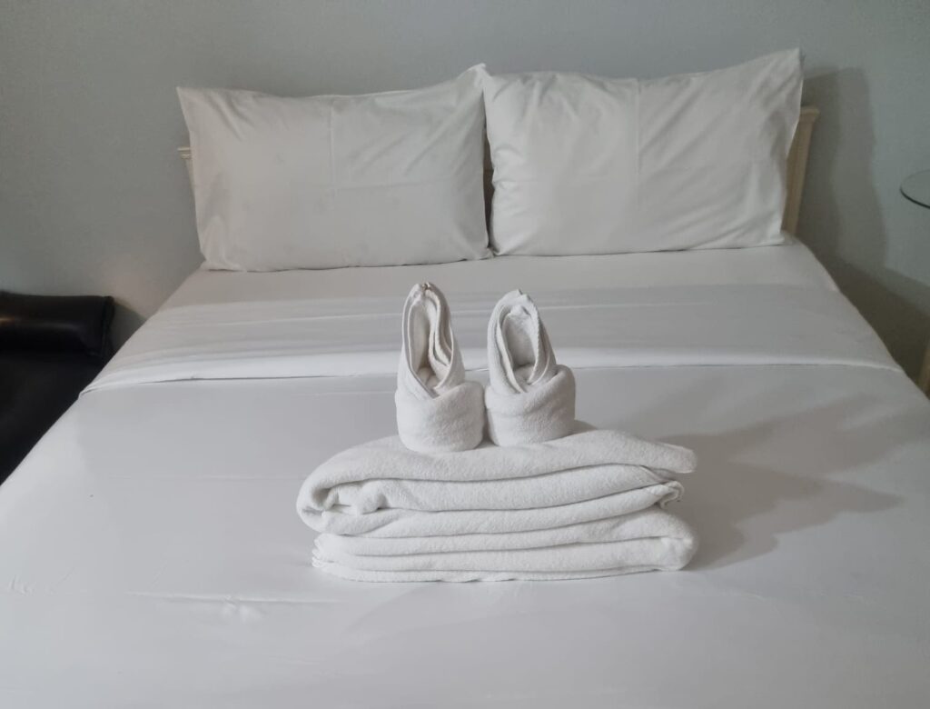 Towels folded like a frog